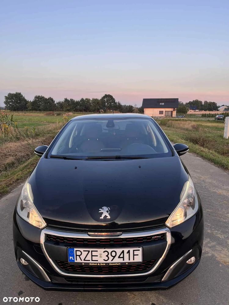 Peugeot 208 1.2 PureTech Allure S&S - 16