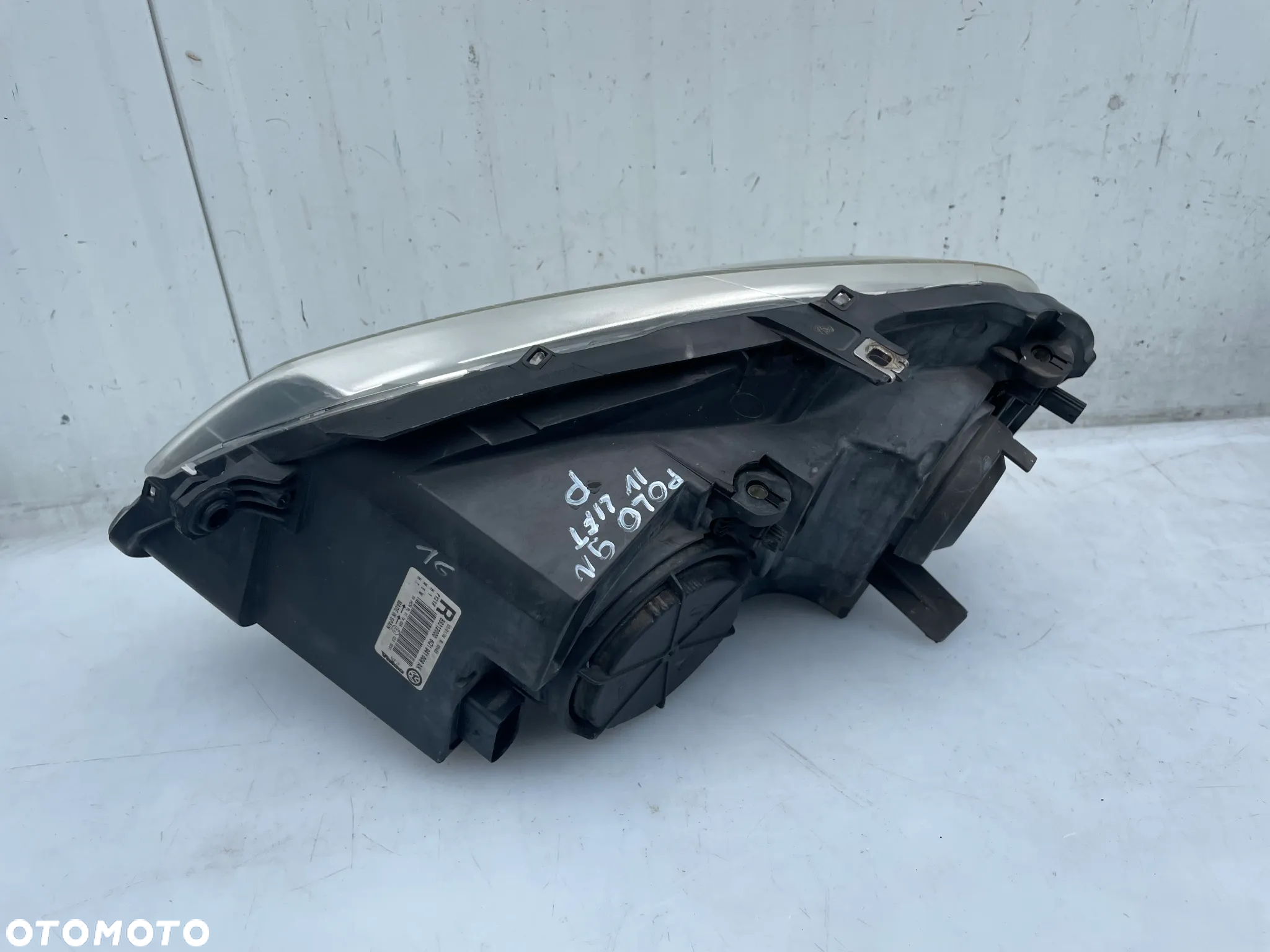 LAMPA PRAWY PRZÓD VW POLO IV 9N LIFT 6Q1941008AK - 7