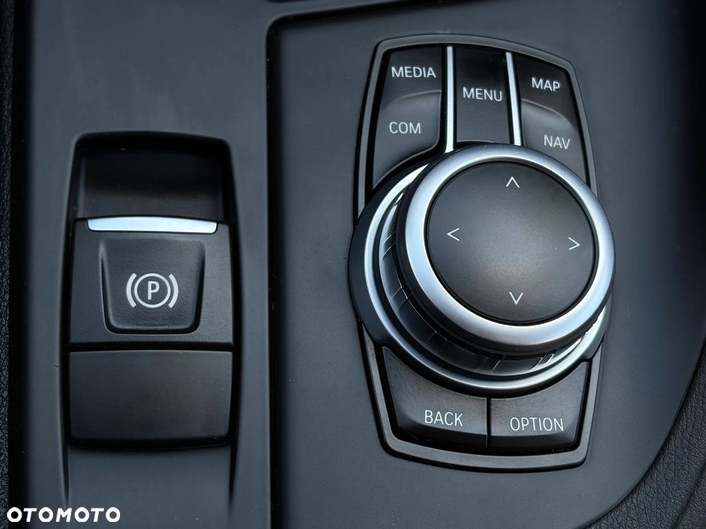 BMW X1 xDrive25e Advantage - 25