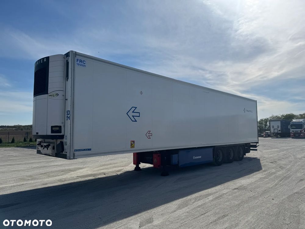 Krone SD Carrier Vector 1950 Doppelstock - 14