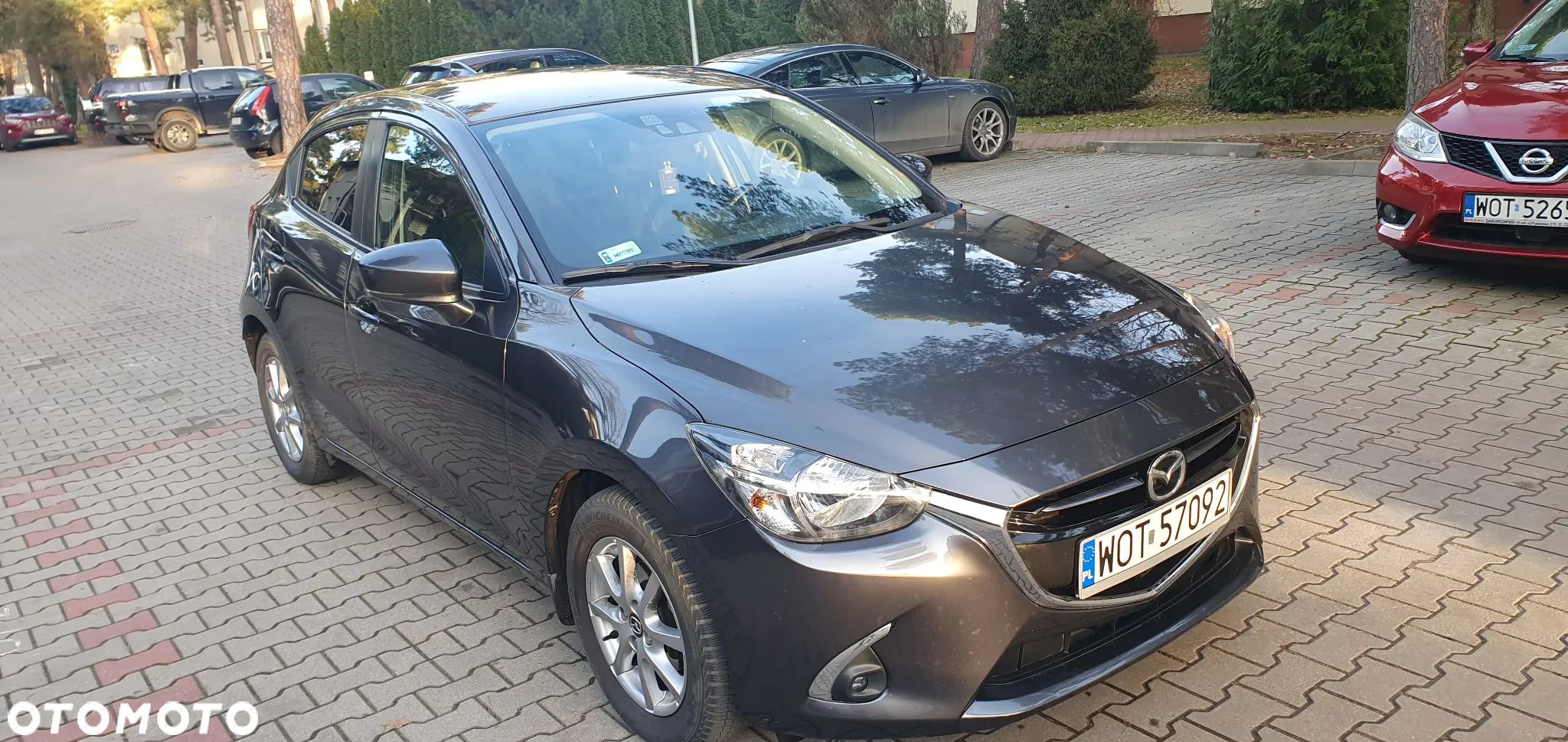 Mazda 2 - 1