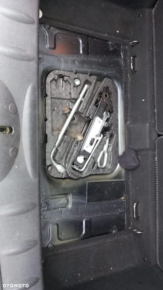 MINI Cooper Standard - 13