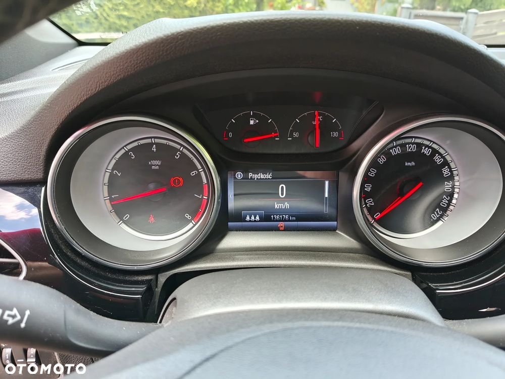 Opel Astra 1.4 T Dynamic - 5