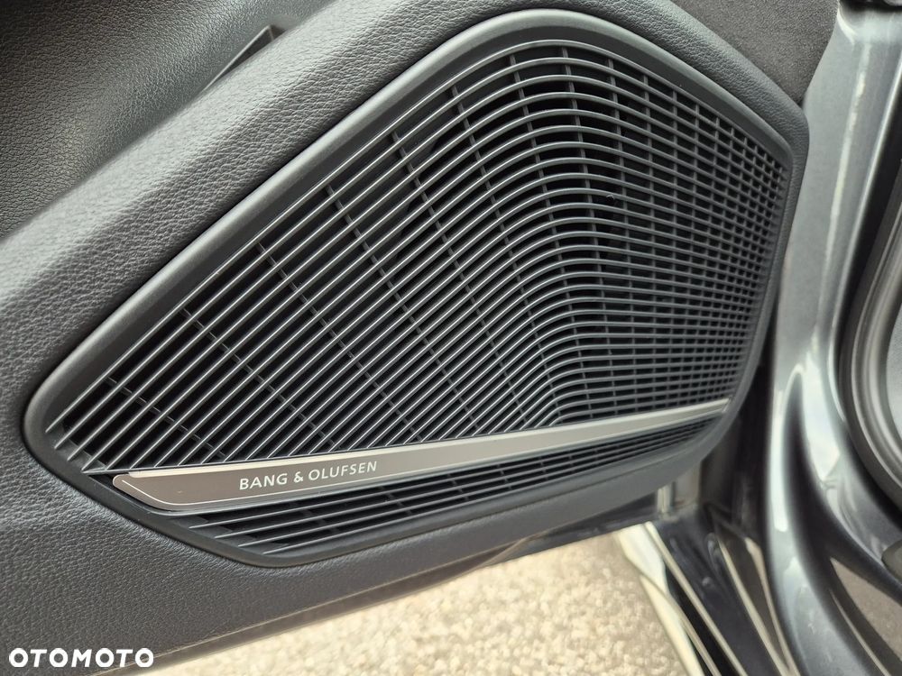 Audi A4 Avant 40 TDI quattro S tronic S line - 30