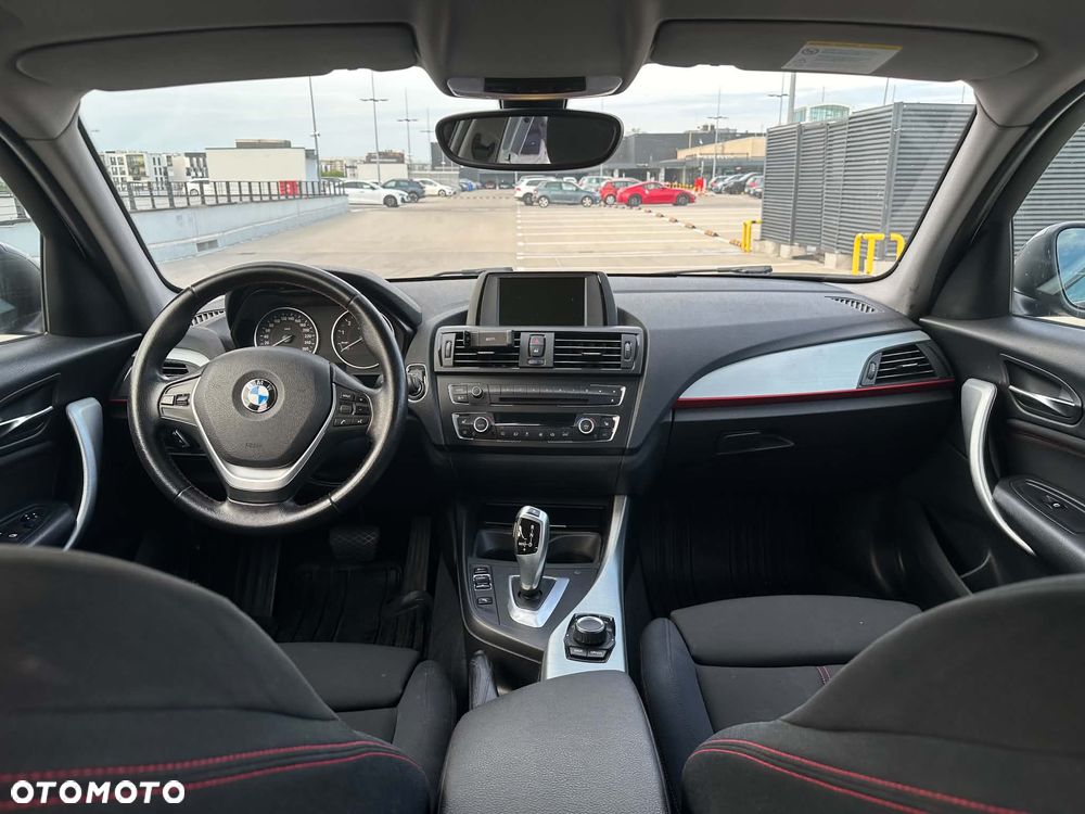BMW Seria 1 118i Sport Line - 12