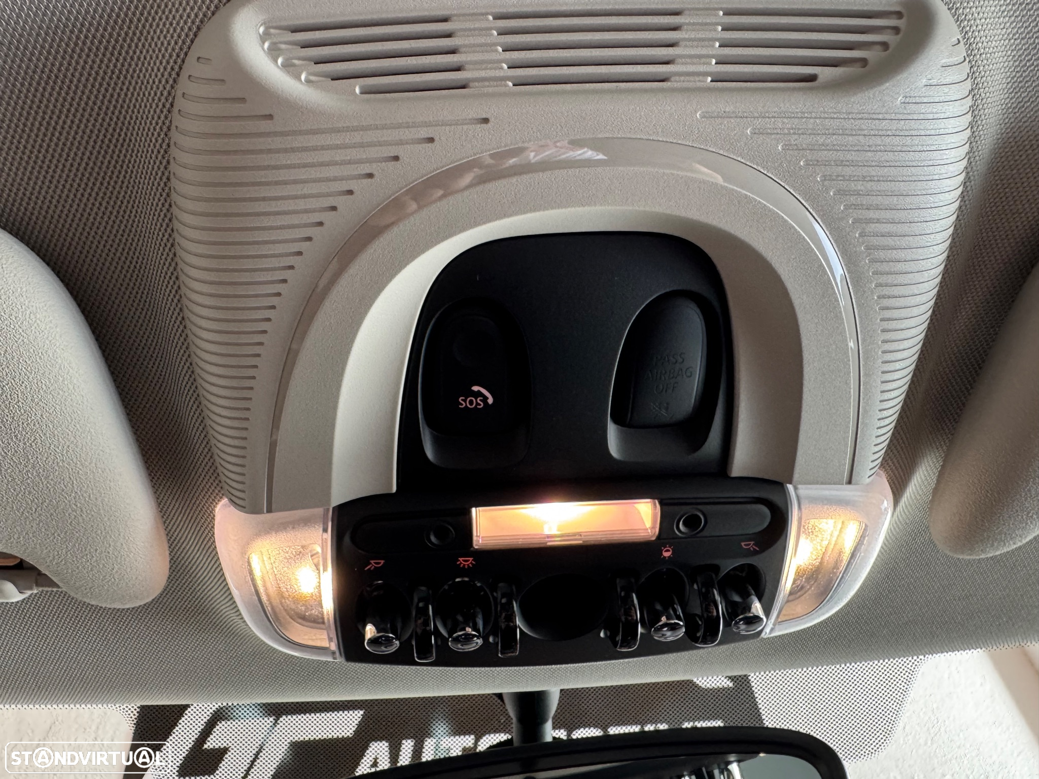 MINI 3 Portas Cooper SE - 26