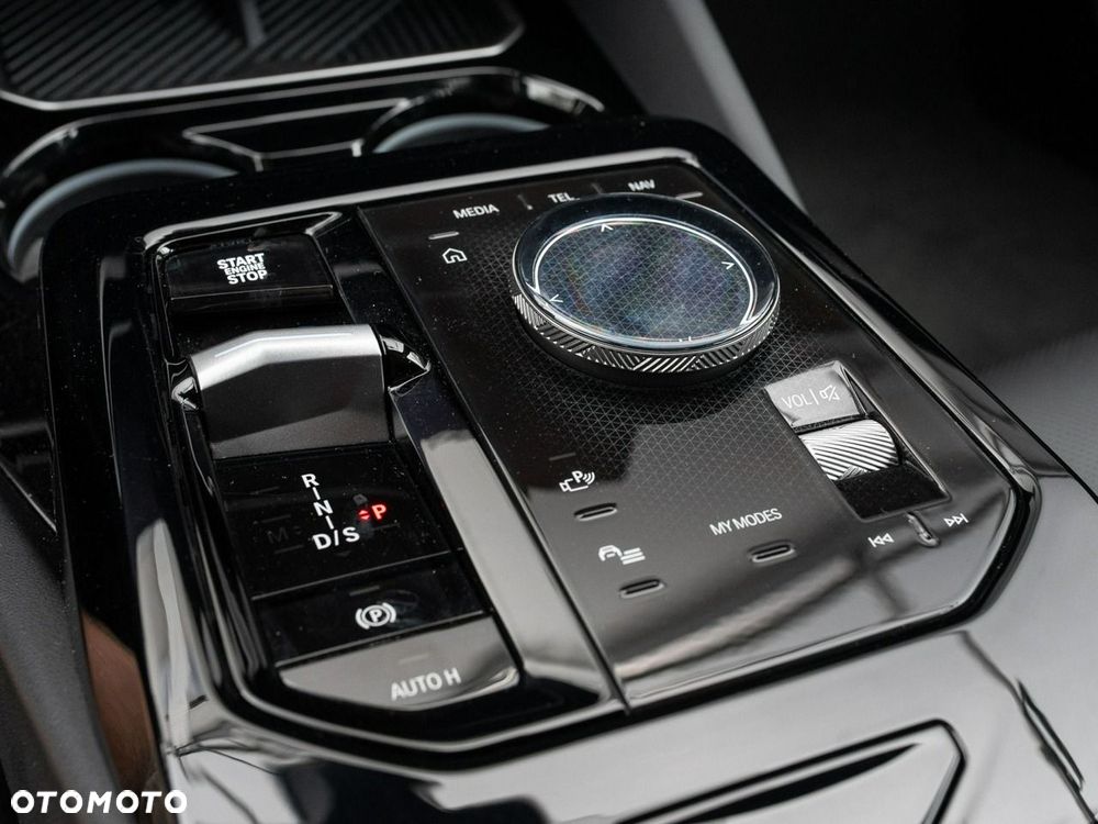 BMW Seria 5 520d mHEV M Sport - 16