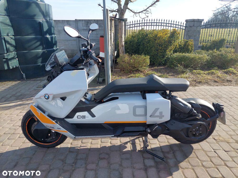 BMW CE 04 - 3