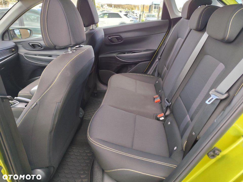 Hyundai i20 - 11