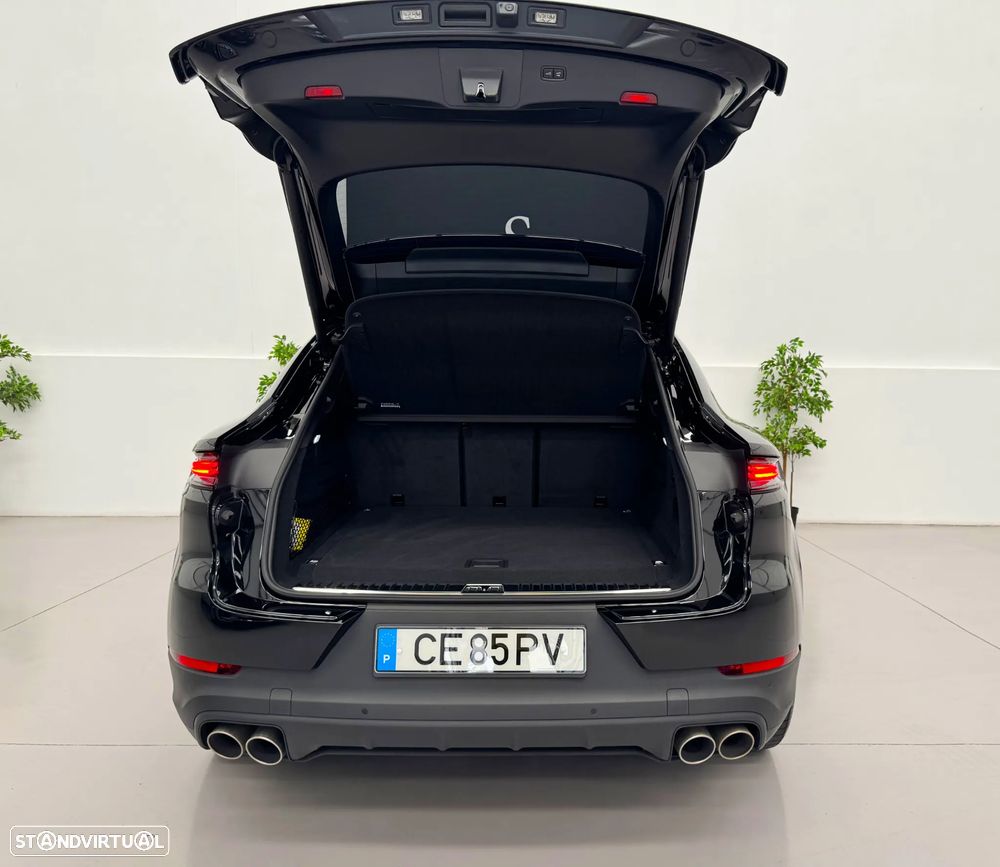 Porsche Cayenne Coupé S E-Hybrid Tiptronic S - 33