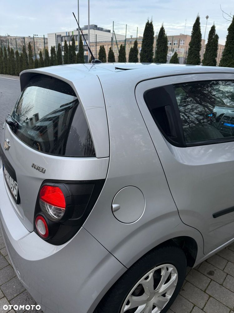 Chevrolet Aveo 1.2 LS - 5