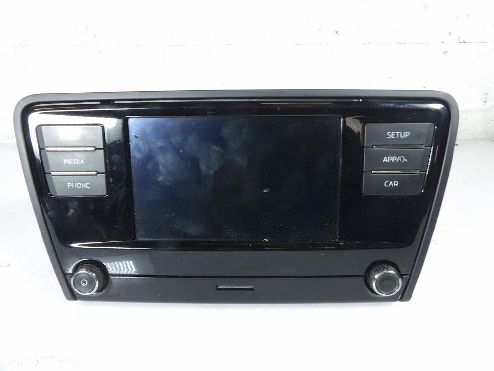 SKODA OCTAVIA III 3 RADIO 5E0035871D