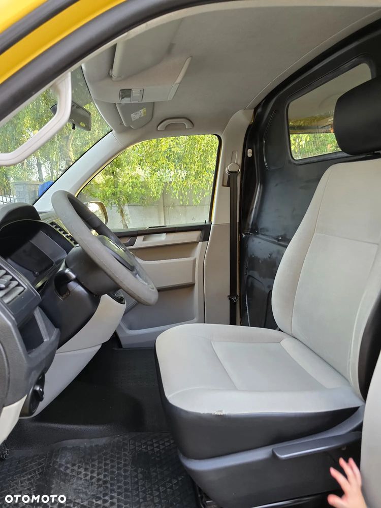 Volkswagen Transporter Lang EU5 - 23