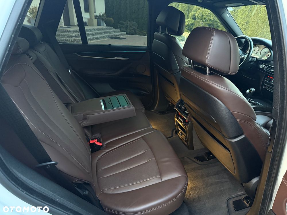 BMW X5 xDrive50i Sport-Aut - 14