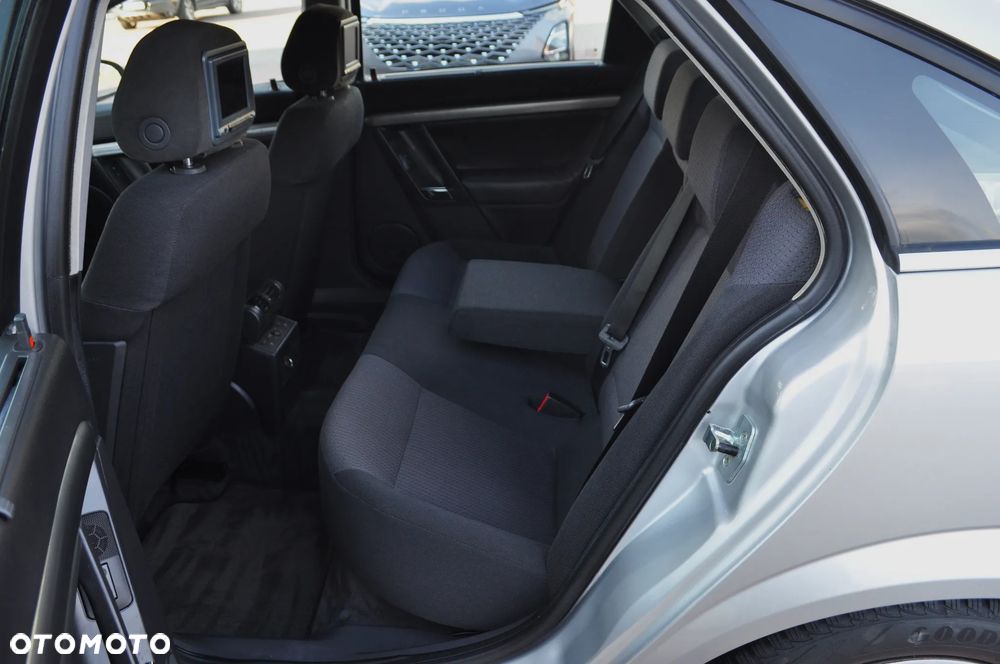 Opel Vectra 2.2 Comfort - 31
