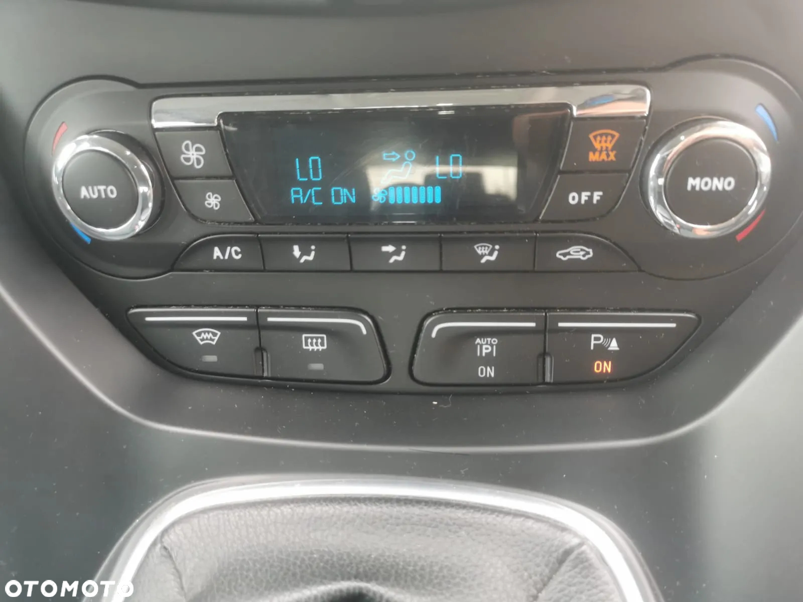 Ford C-MAX 1.6 EcoBoost Start-Stop-System Titanium - 16
