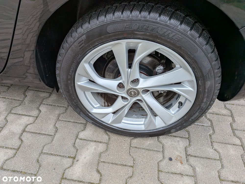 Opel Astra 1.4 Turbo Selection - 17