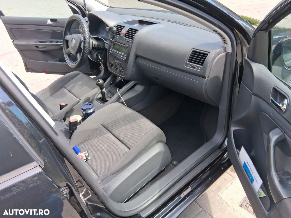 VOLKSWAGEN Golf 2004 — imagine 4