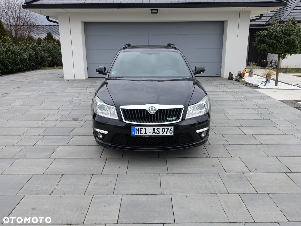 Skoda Octavia 2.0 TDI CR DPF RS - 3