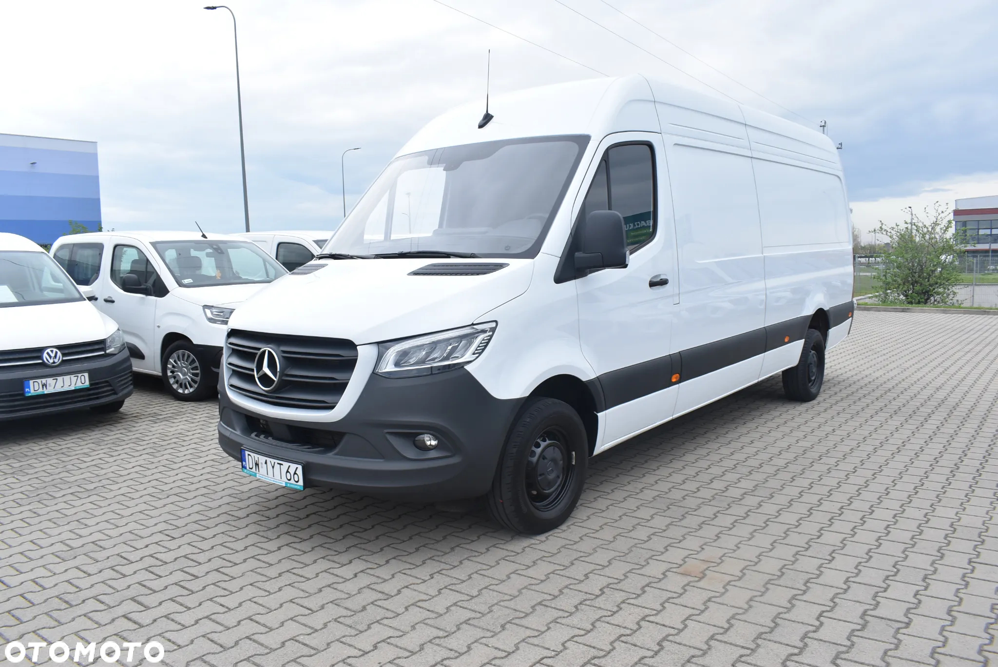 Mercedes-Benz SPRINTER 317 - 3