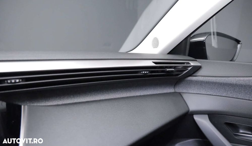 Peugeot 408 1.6L 180 PHEV Allure - 21