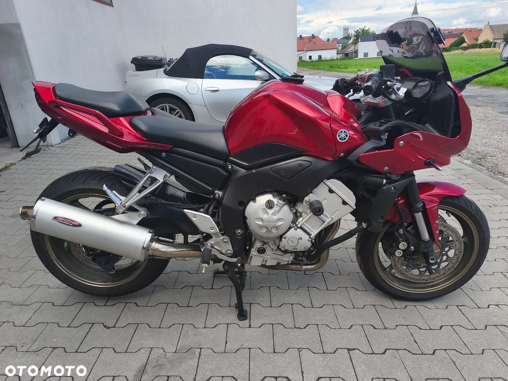 Yamaha FZ - 4