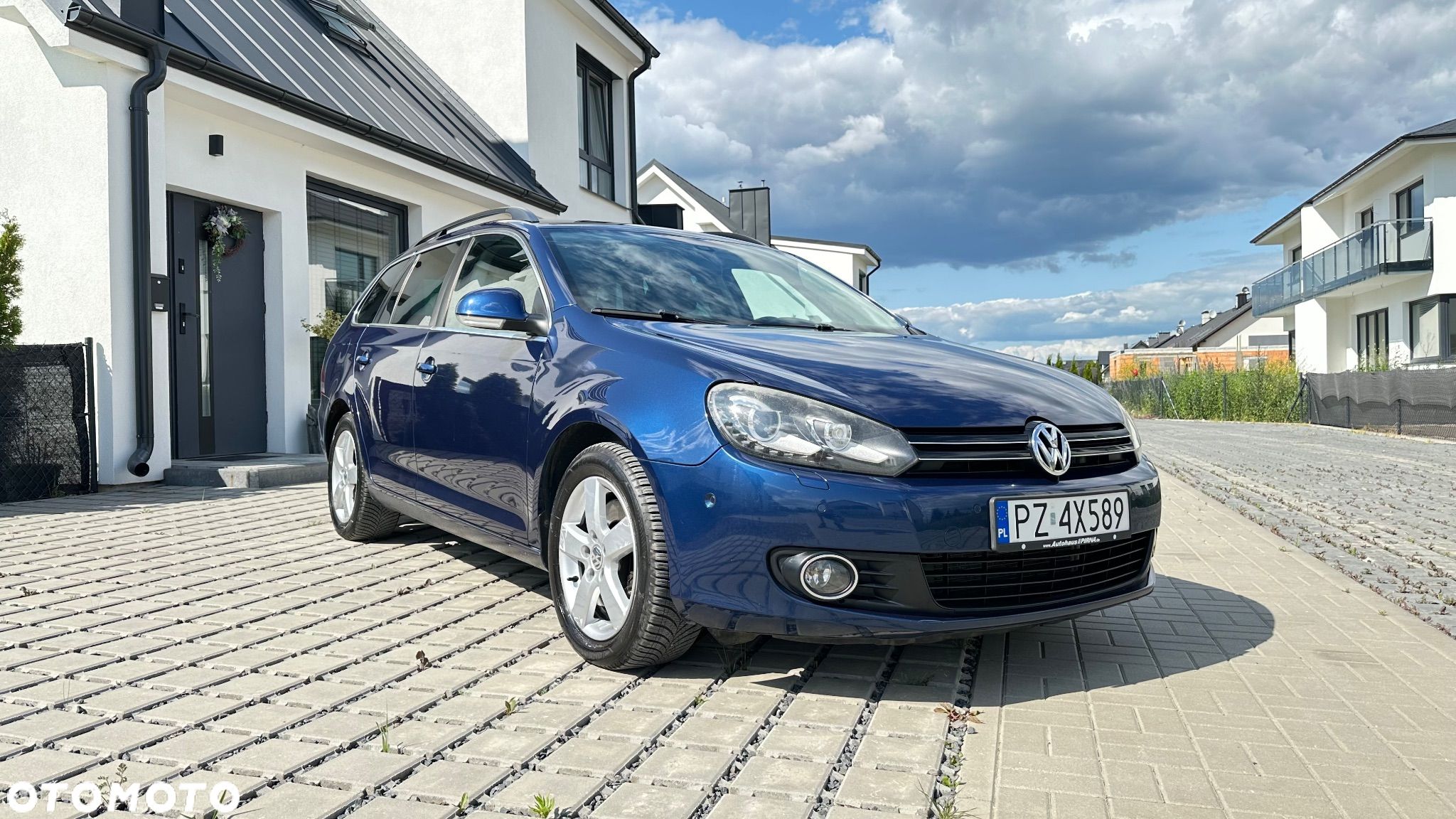 Volkswagen Golf VI 2.0 TDI Highline - 1