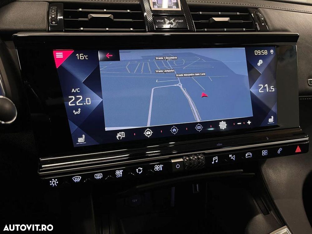 DS Automobiles DS 7 Crossback - 17