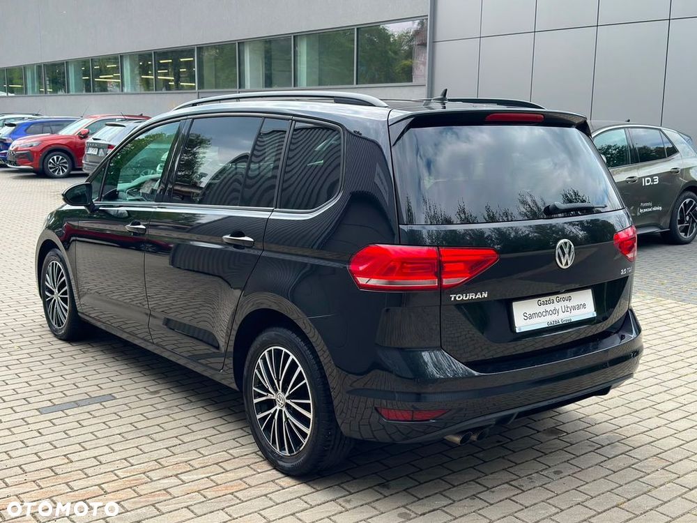 Volkswagen Touran 2.0 TDI BMT Comfortline - 9