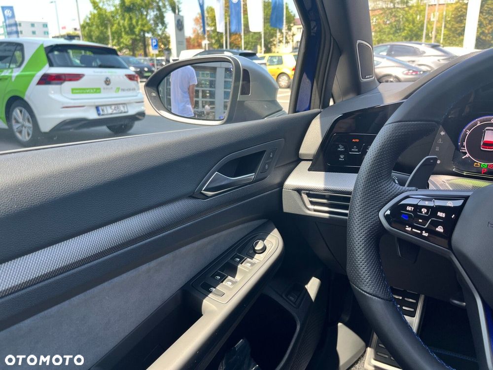 Volkswagen Golf Variant - 24