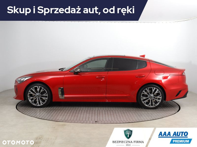 Kia Stinger - 3