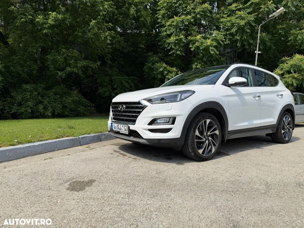 Hyundai Tucson 2.0 CRDI 4WD 8AT Luxury - 7