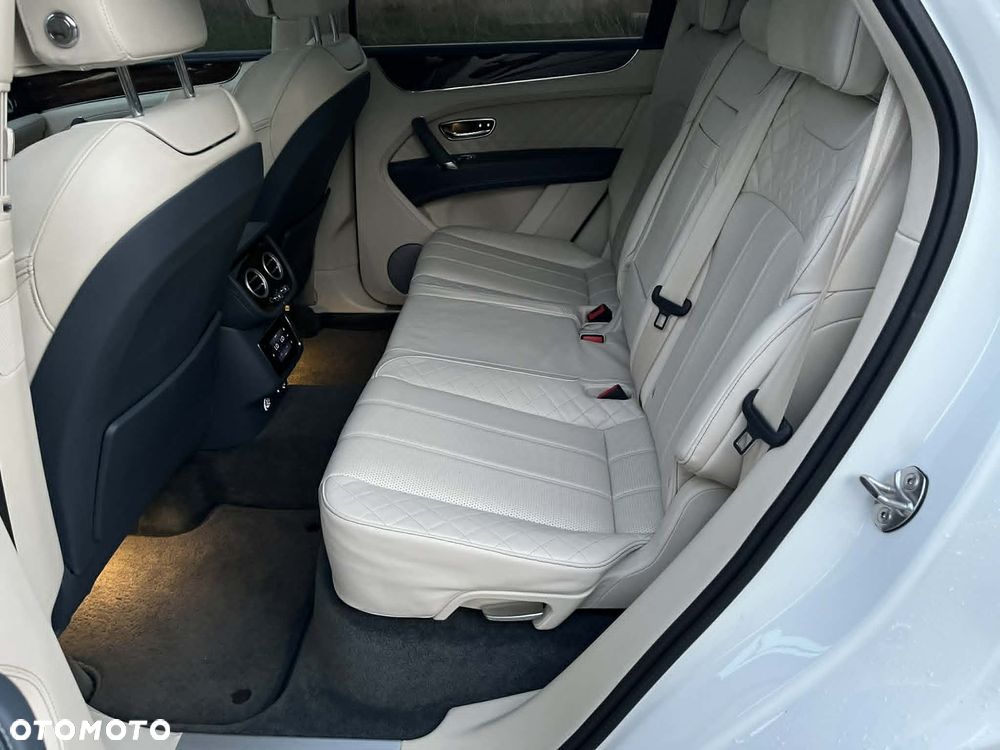 Bentley Bentayga W12 First Edition - 11
