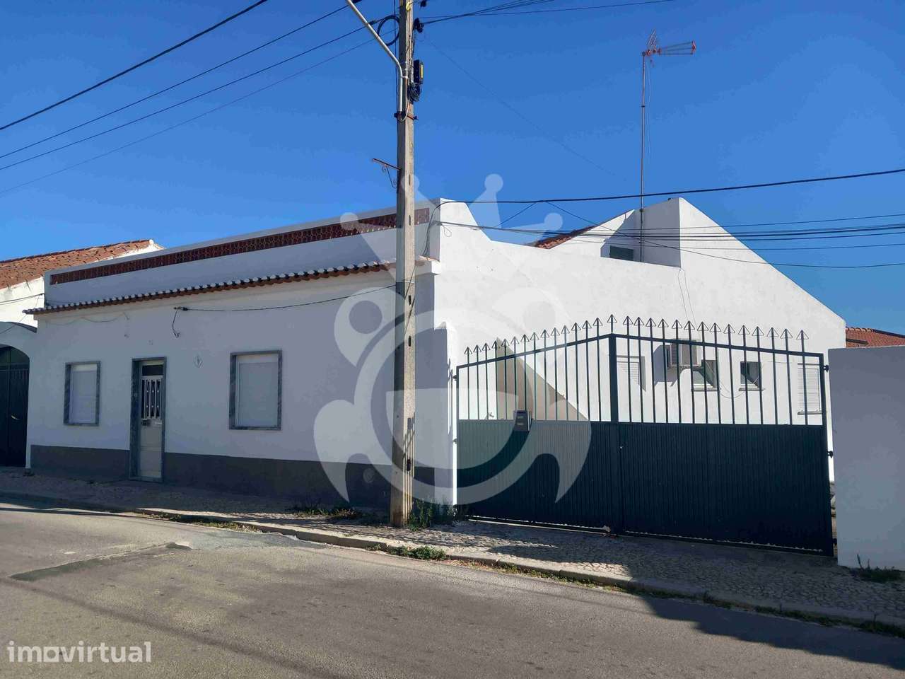 Moradia T4 com Terreno de 8.250m² - Serpa - Grande imagem: 3/30