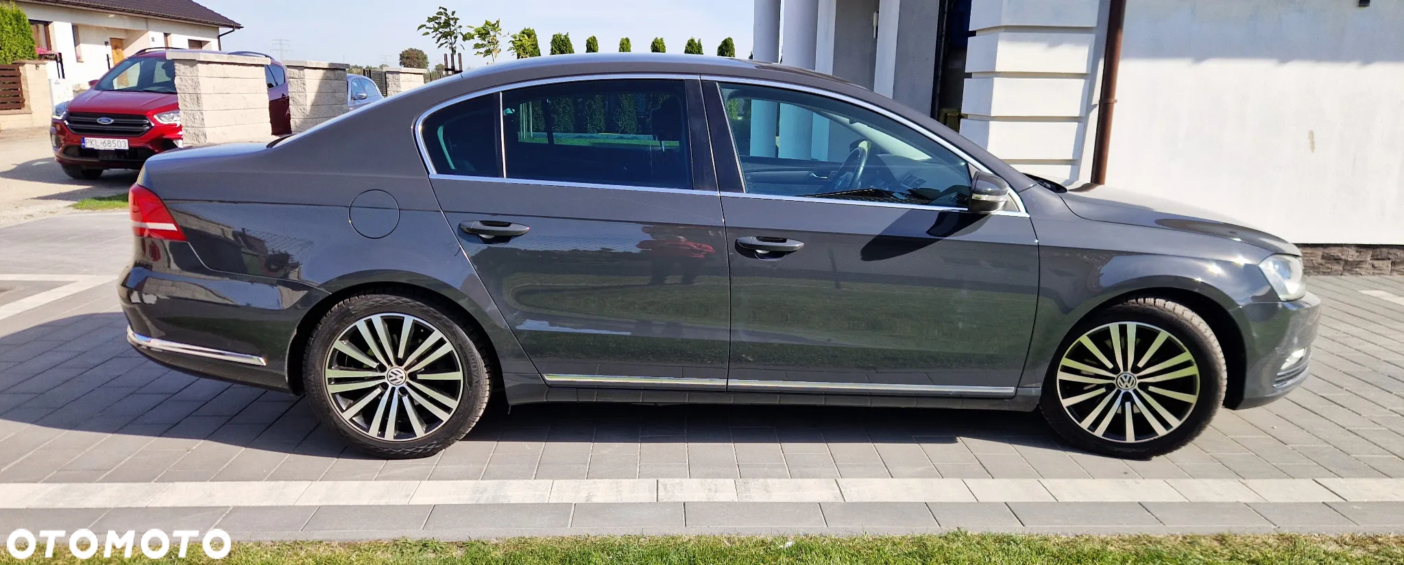 Volkswagen Passat Variant 2.0 TDI DSG BlueMotion Technology Exclusive - 5