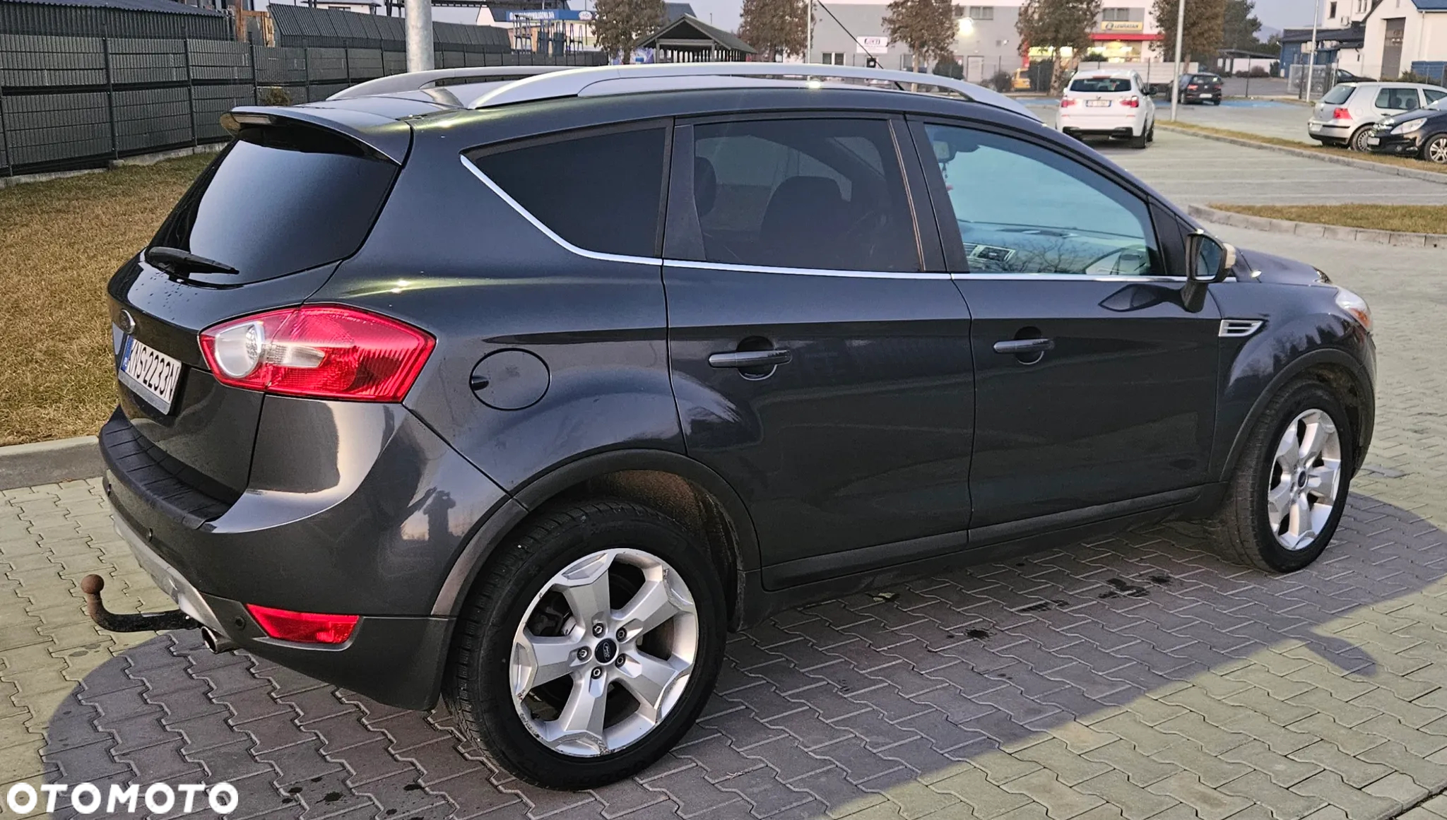 Ford Kuga 2.0 TDCi Titanium - 8