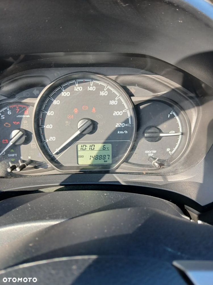 Toyota Yaris 1.0 Life EU6 - 9