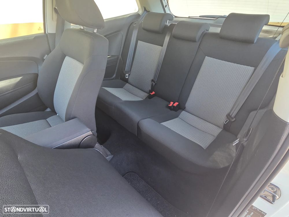 VW Polo 1.4 TDi Blue Motion FRESH - 24