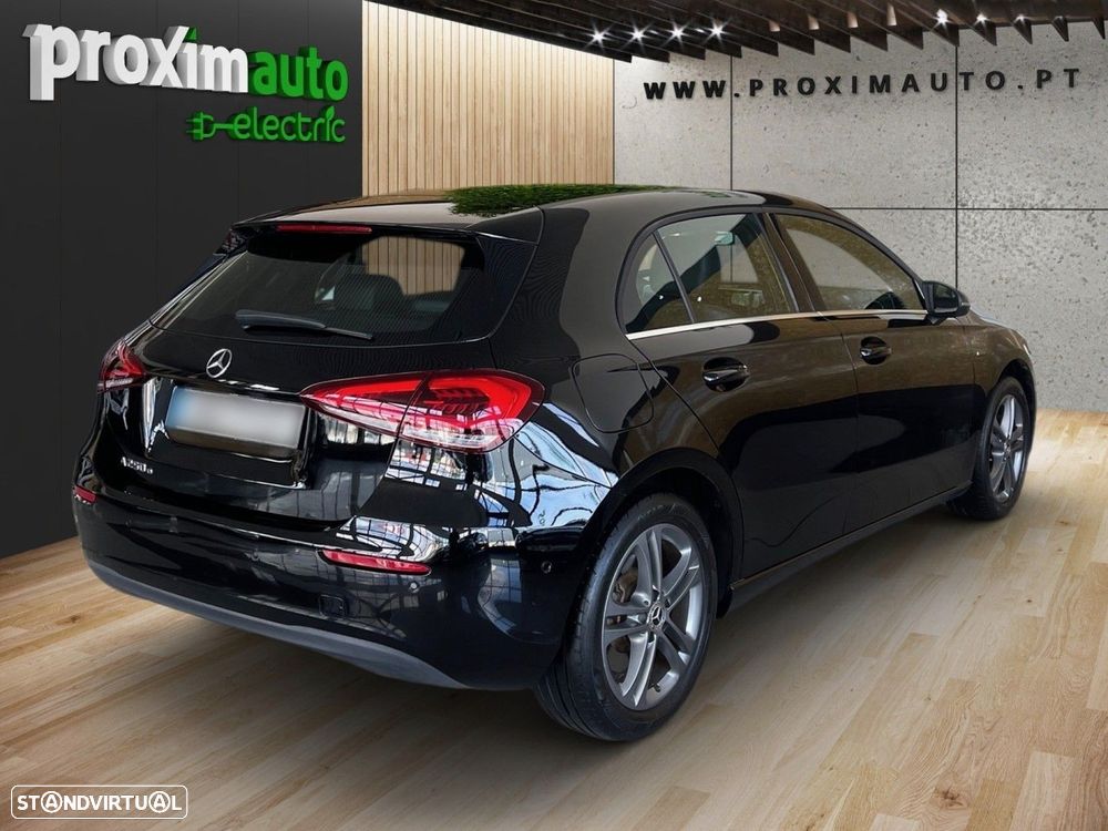 Mercedes-Benz A 250 e - 15