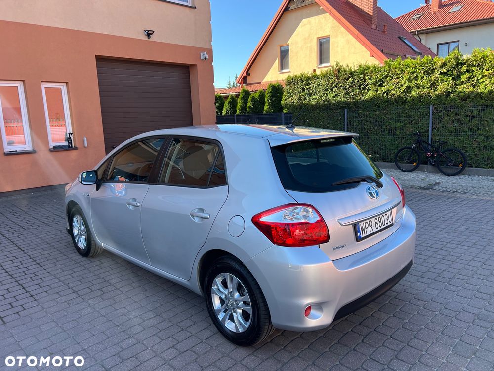 Toyota Auris 1.8 HSD Luna - 14