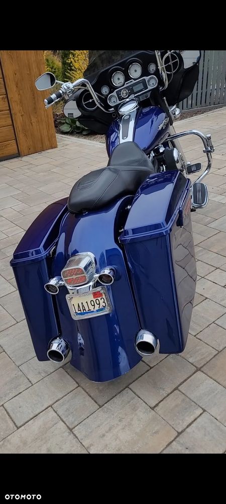 Harley-Davidson Touring Street Glide - 8