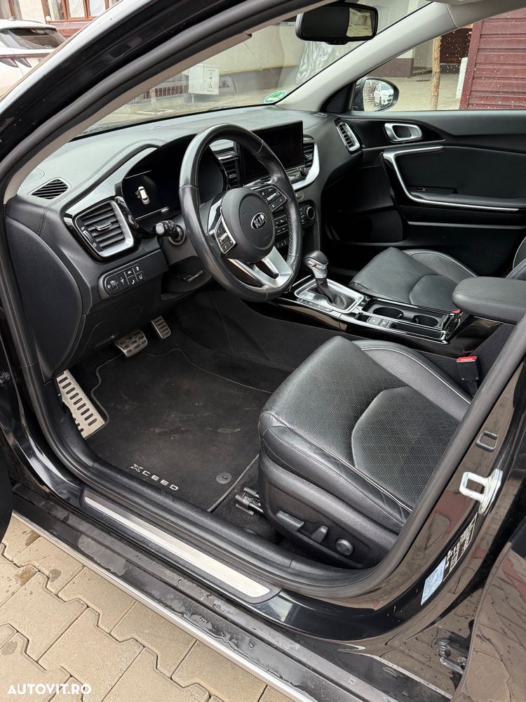 Kia XCeed 1.6 CRDi DCT7 PLATINUM EDITION - 7