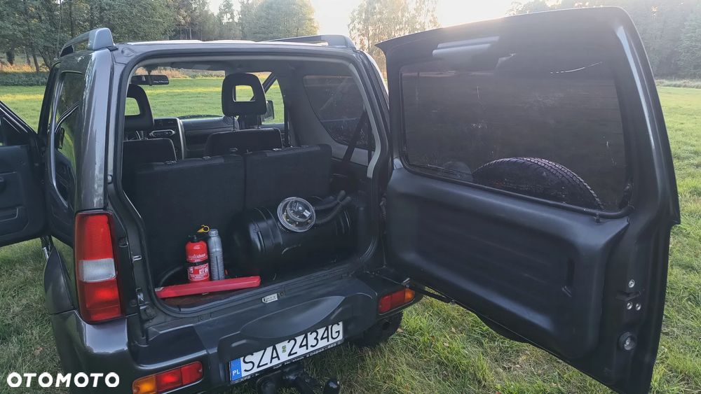 Suzuki Jimny - 17