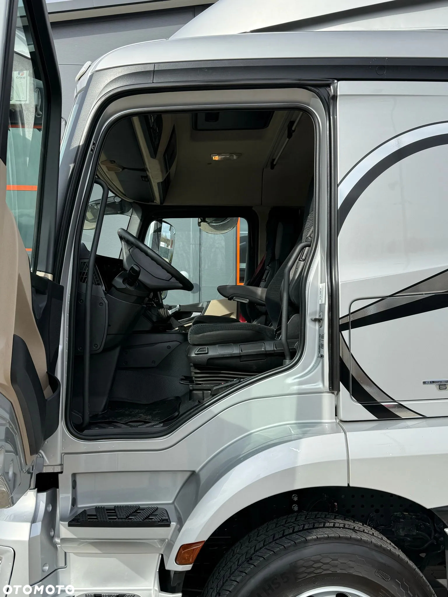 Mercedes-Benz Actros 1824 // E6 // sypialka // chłodnia 20 Epal // winda // 4x2 - 23