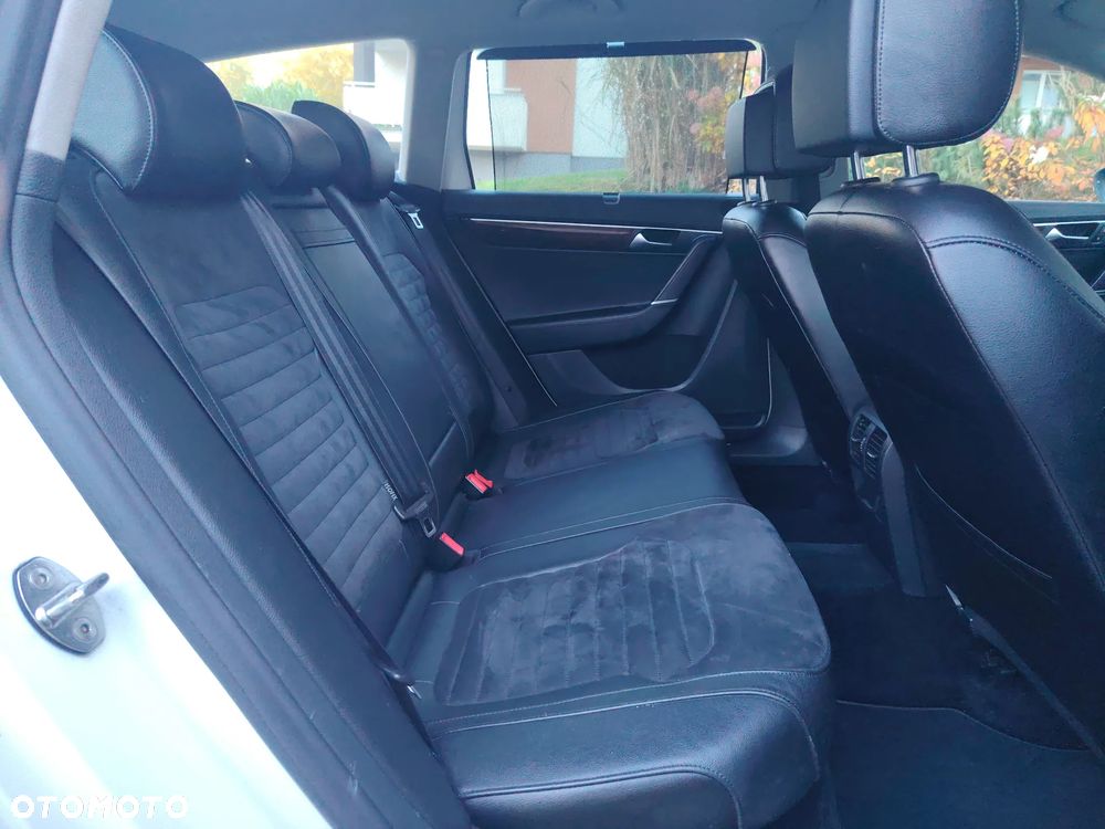 Volkswagen Passat 2.0 TDI Highline DSG - 13