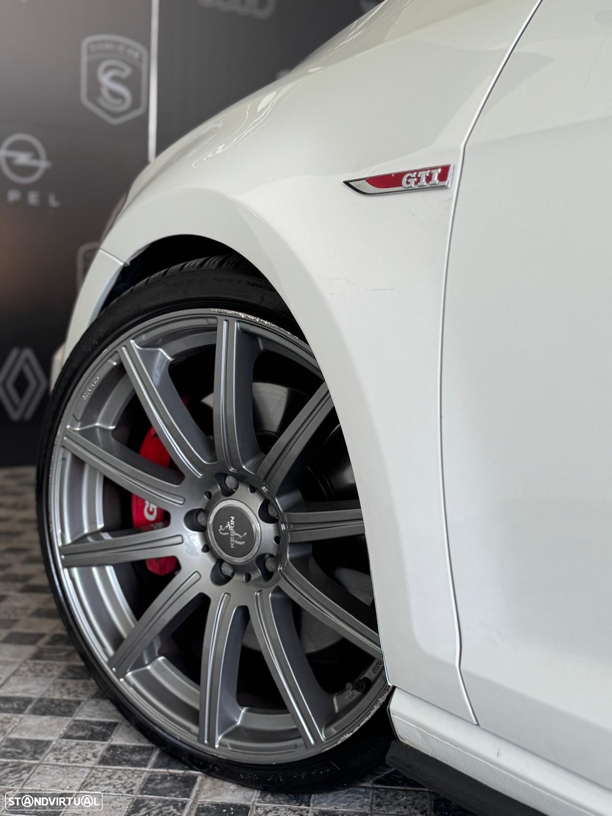 VW Golf 2.0 TSi GTi Performance - 19