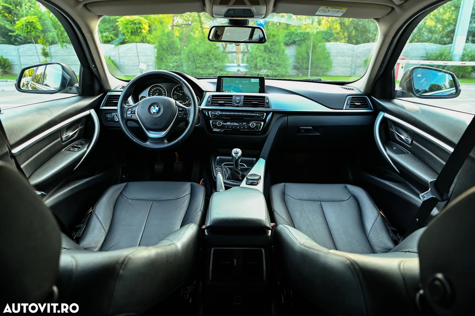 BMW Seria 3 318d Touring Luxury Line - 7