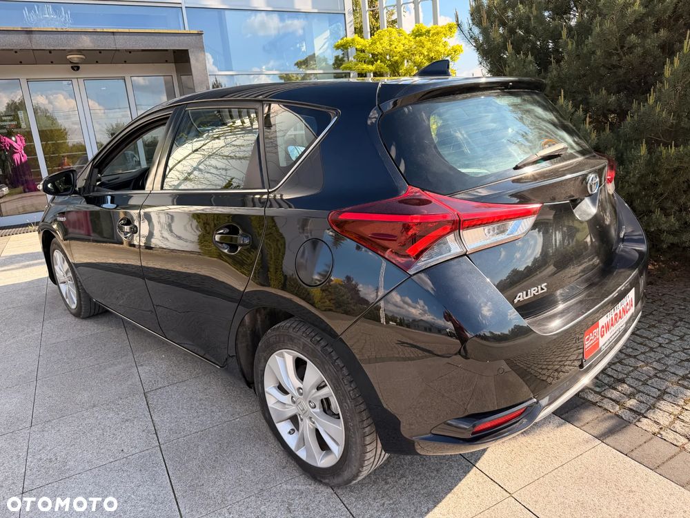 Toyota Auris 1.8 HSD Prestige NAVI - 16