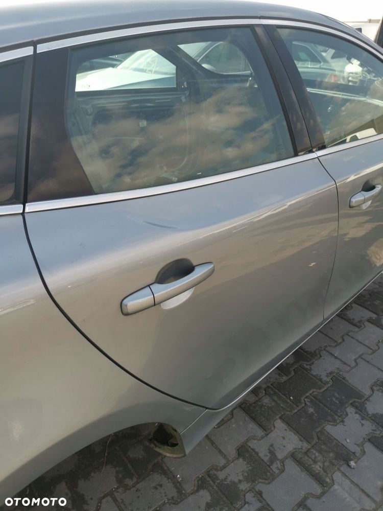 volvo v40 ii 12-19 drzwi prawe tylne tył przód electric silver - 1
