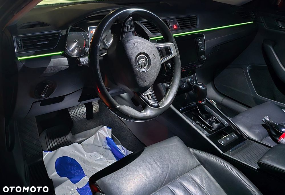Skoda Superb 2.0 TDI DSG Premium Edition - 3